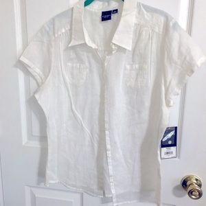 White Cotton Blouse with pocket trim.